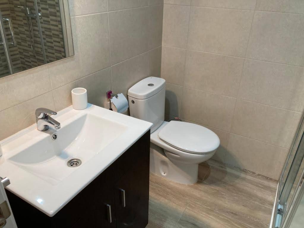 Apartamento Estudio En Chinasol Primera Linea Playa San Cristobal Almunecar Ngoại thất bức ảnh